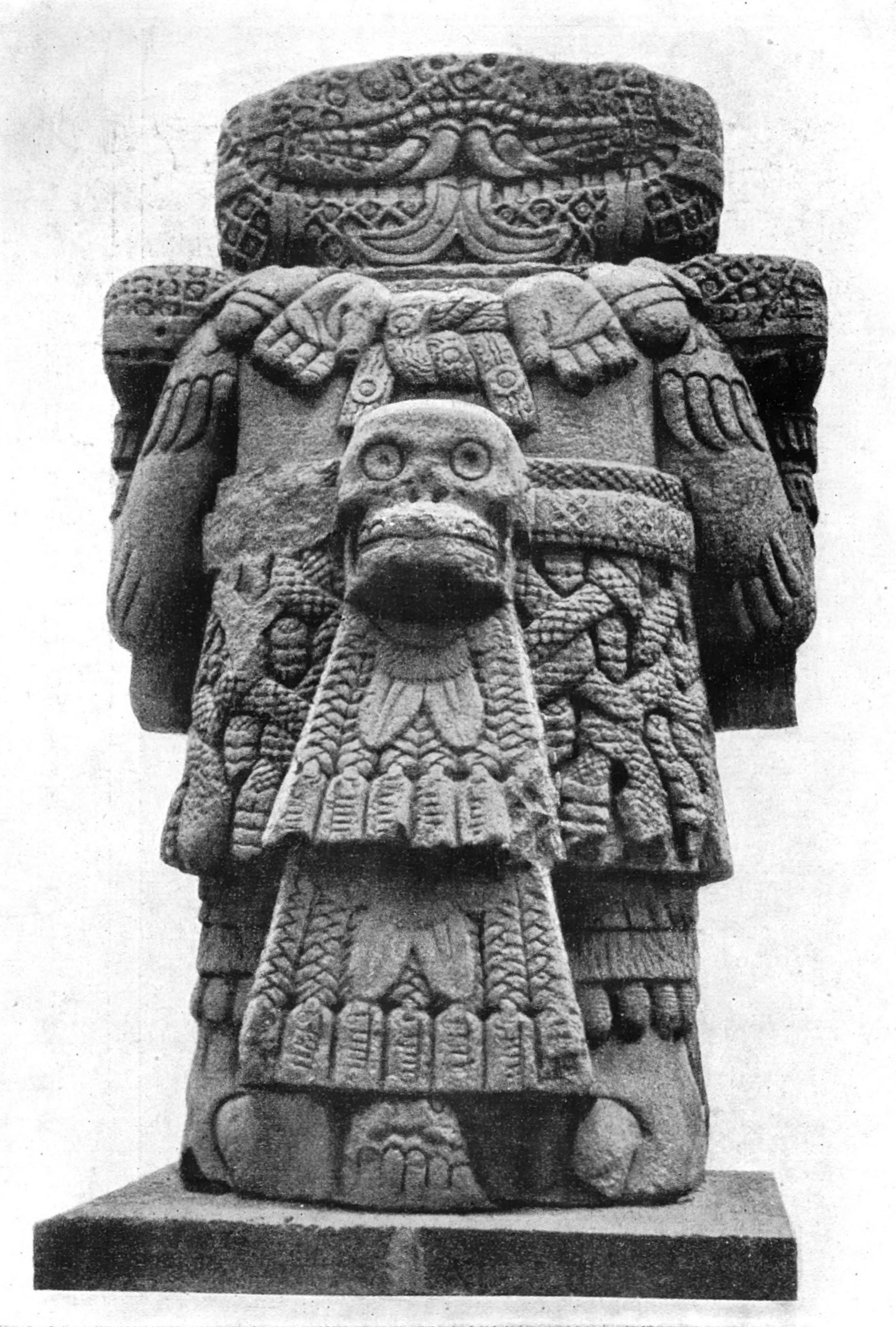 33. Богиня земли. Культура ацтеков в Мексике. Мексико, Национальный Музей.
