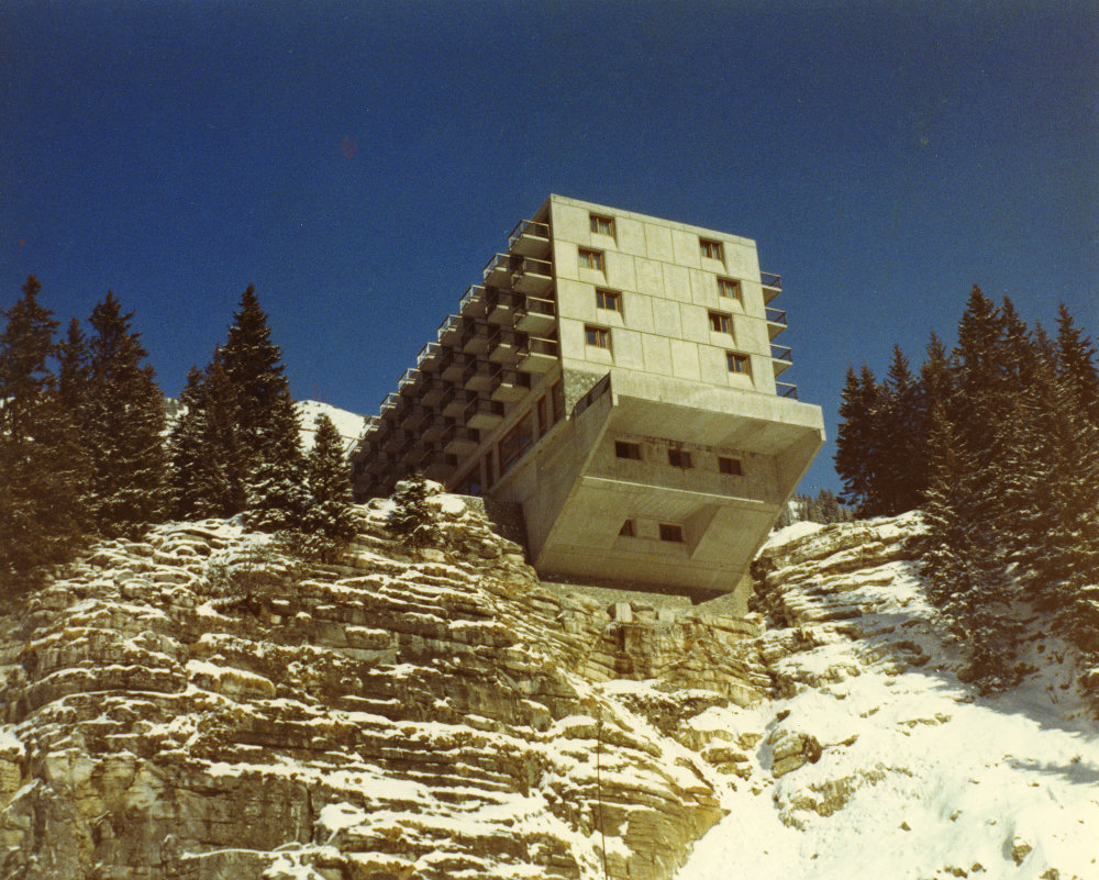 Station de sports d'hiver, Flaine, Haute-Savoie (1966). Architects: Marcel Breuer,  Robert F. Gatje. Flaine, France. Image Date: 1972