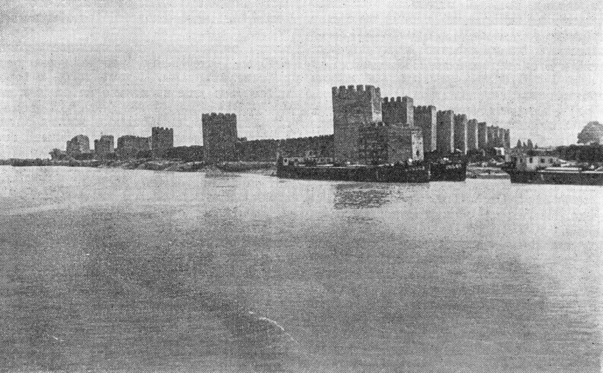 3. Смедерево. Крепость, 1428—1430 гг. Общий вид