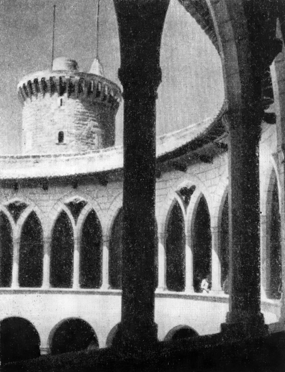4. Остров Мальорка. Замок Бельвер, 1309—1314 гг., мастер Педро де Сальва