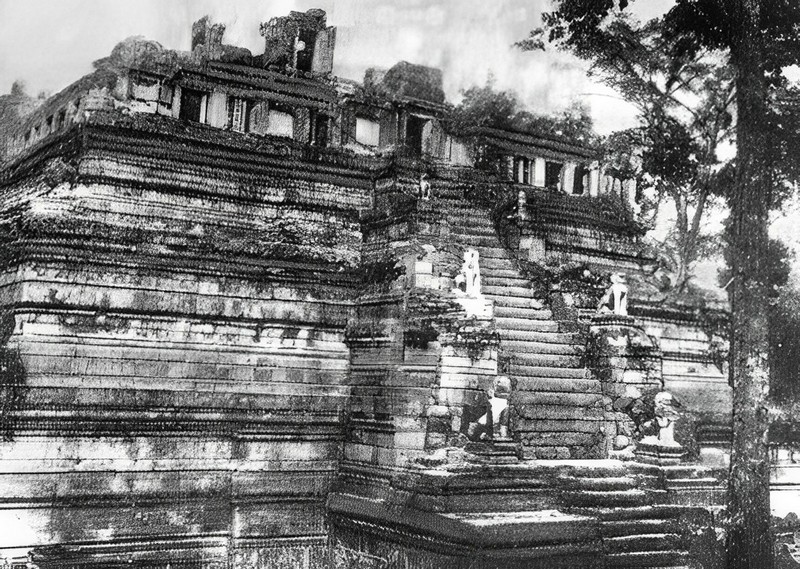 14. Ангкор. Пхимеанакас, X в.