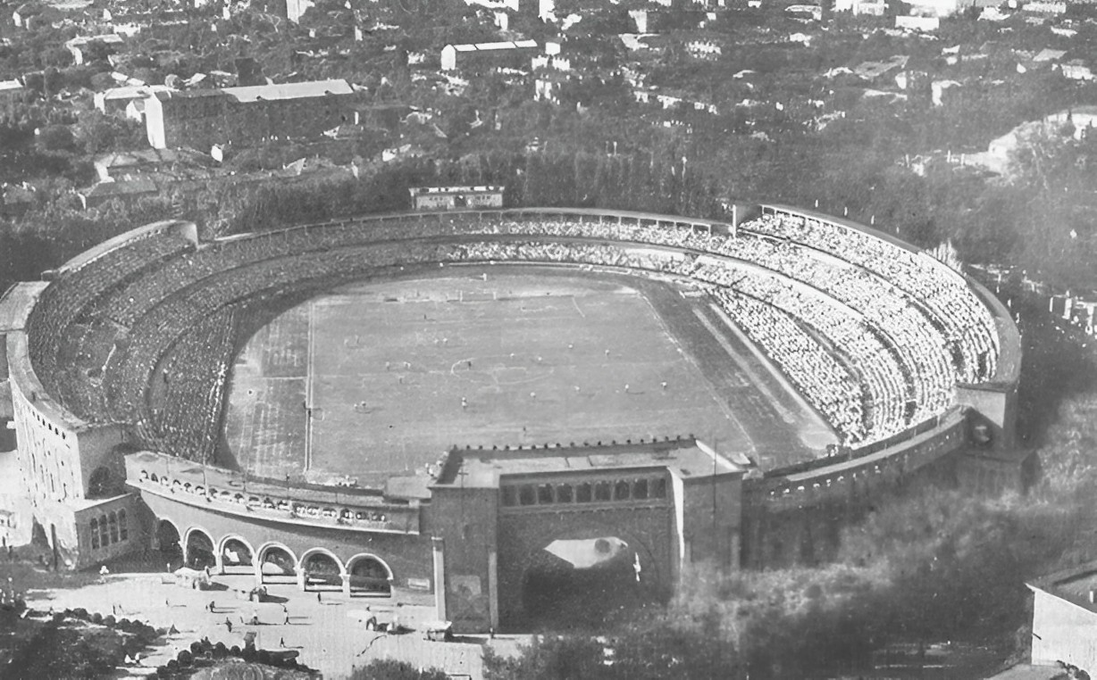 94. Тбилиси. Стадион «Динамо». Архит. А. Курдиани. 1937 г.