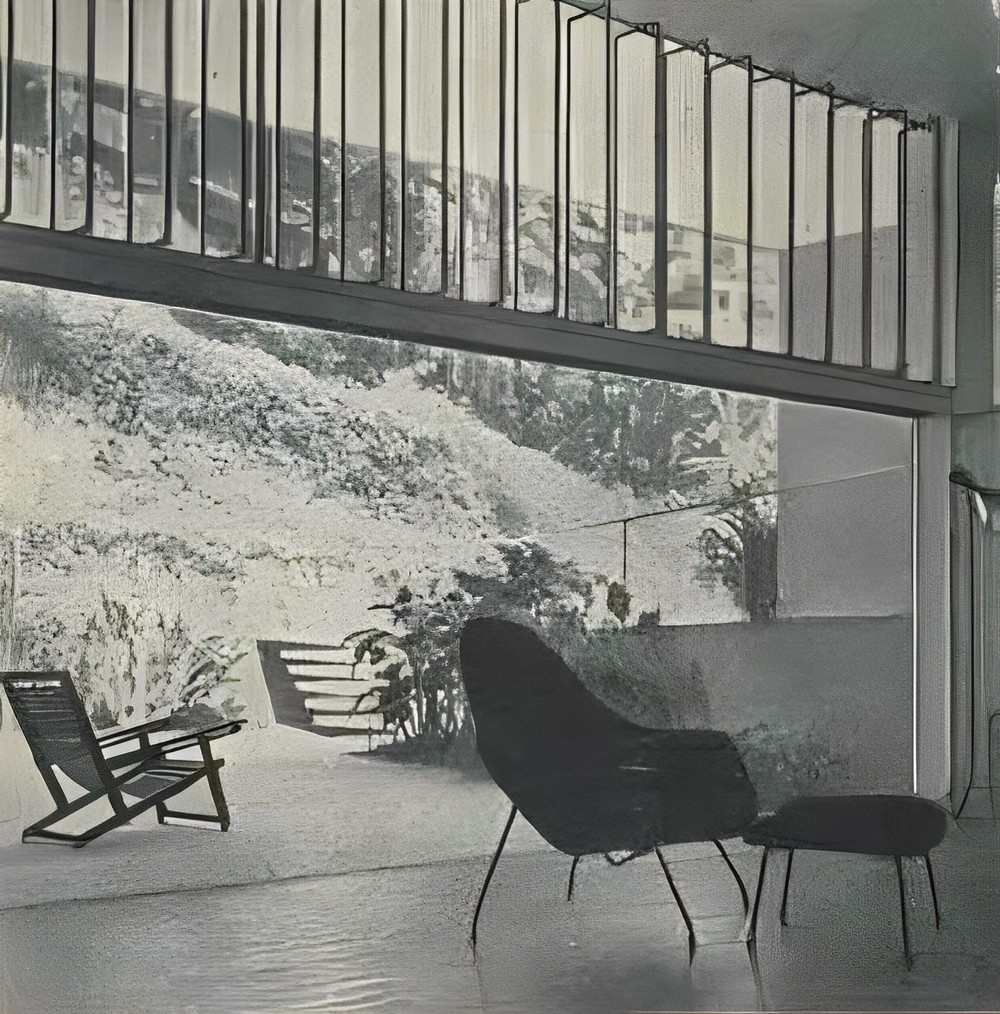 Особняк в Рио-де-Жанейро. 1951 г. Интерьеры и фрагмент фасада.