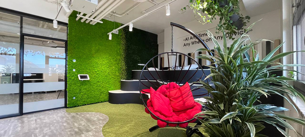 Озеленение офиса компании Bonduelle, выполненное компанией FitoTimes
