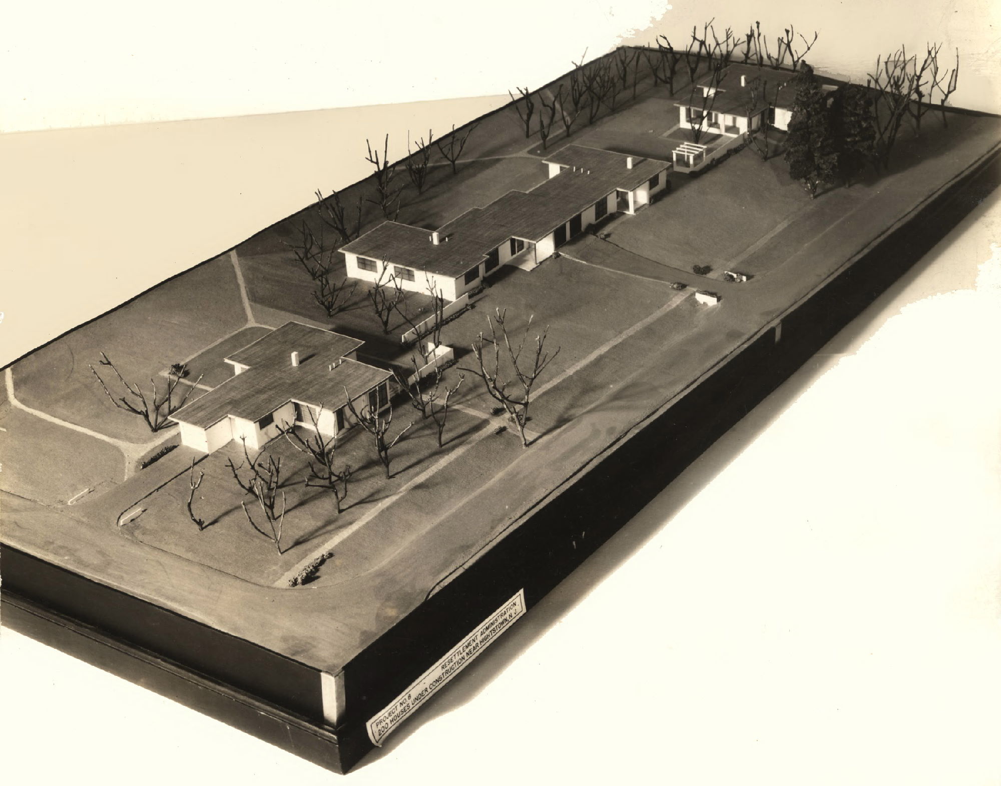 Louis I. Kahn. Project: Jersey Homesteads Cooperative Development. Client: Resettlement Administration. Image Title: model. Louis I. Kahn Collection, Architectural Archives, University of Pennsylvania