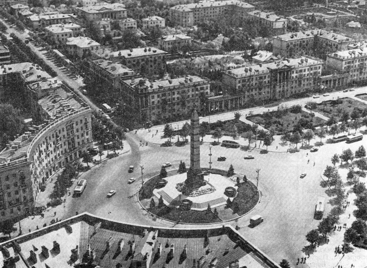 22. Минск. Площадь Победы