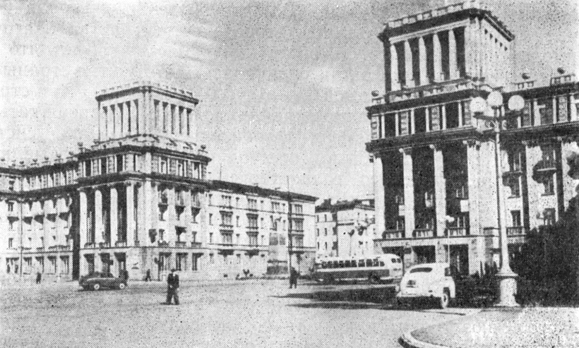 46. Норильск. Октябрьская площадь