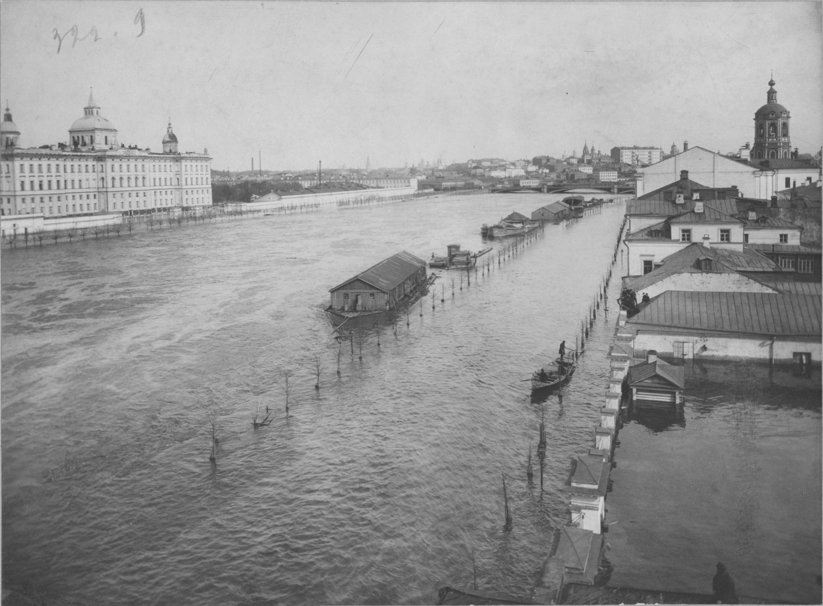 Ю. Мебиус. Наводнение в Москве. Раушская набережная. Москва. 1908 г. Государственное бюджетное учреждение культуры города Москвы «Музейное объединение «Музей Москвы»