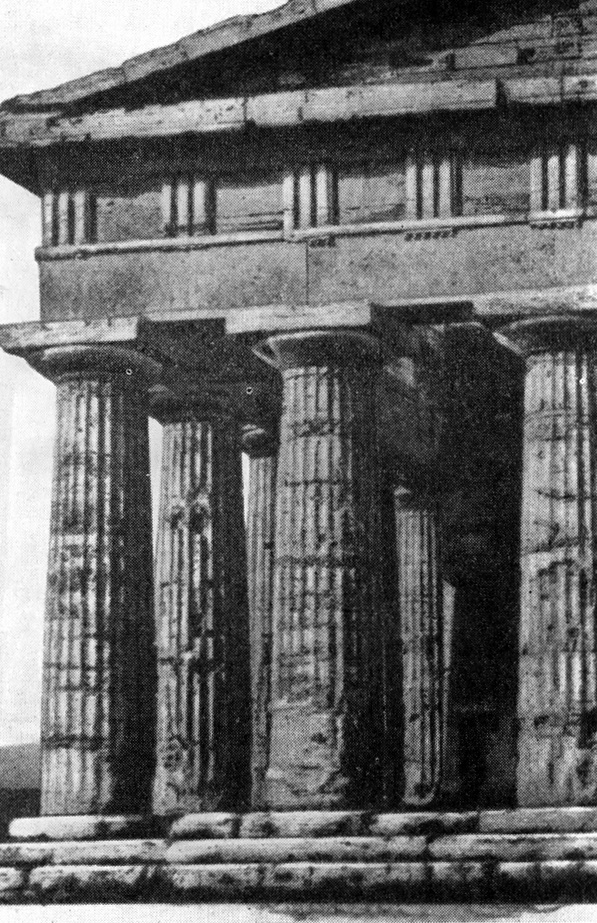 34. Посейдония. II храм Геры (известный прежде как храм Посейдона в Пестуме), после 468 г. до н. э. Юго-восточный угол