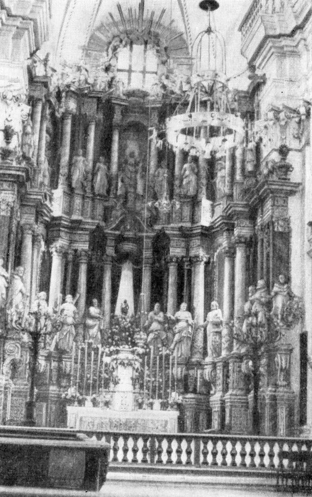 32. Гродно. Главный алтарь иезуитского костела, 1704—1760 гг.
