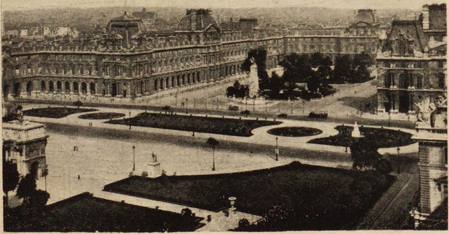 41. Лувр со стороны площади Карусель. Le Louvre, vue de la place du Carrousel