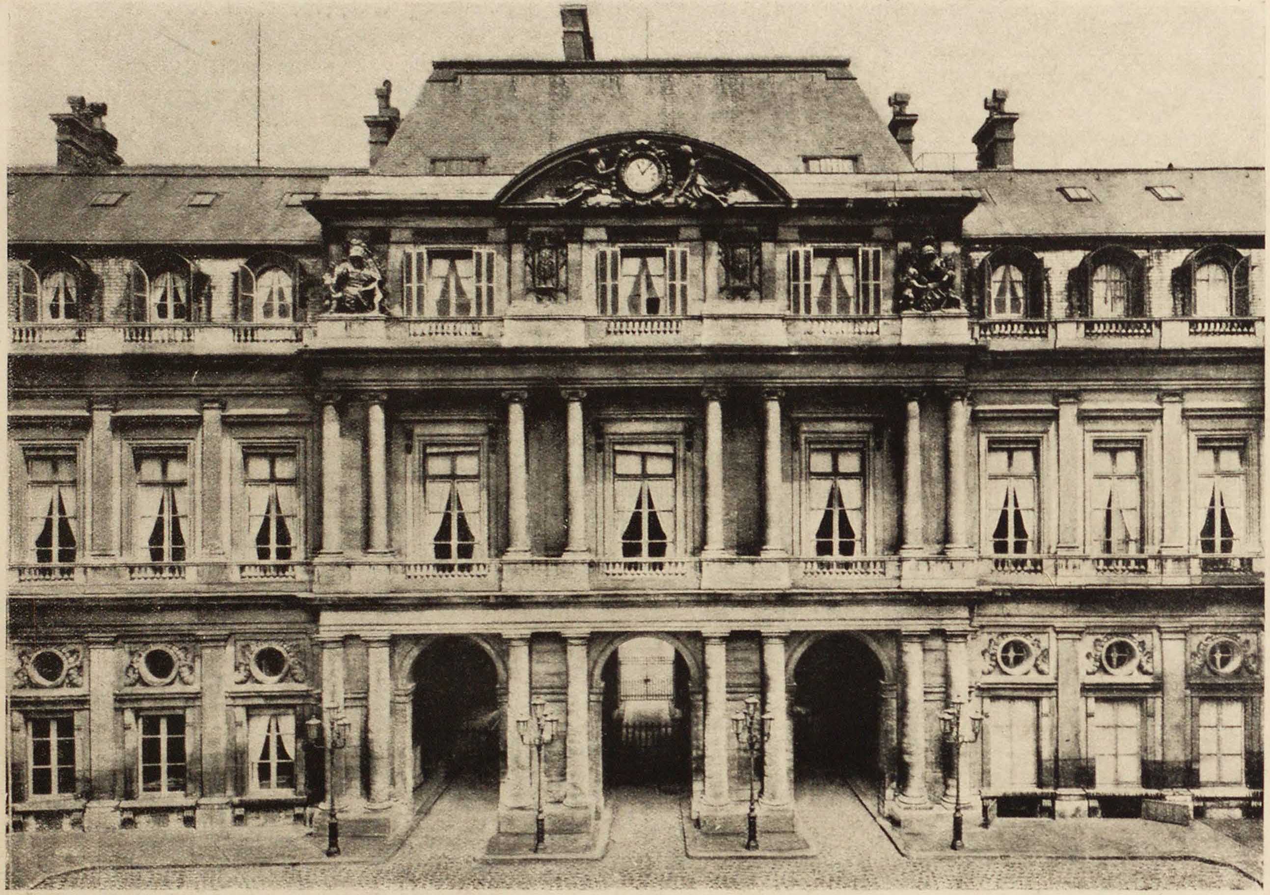 58. Палэ Ройяль. Le Palais Royal