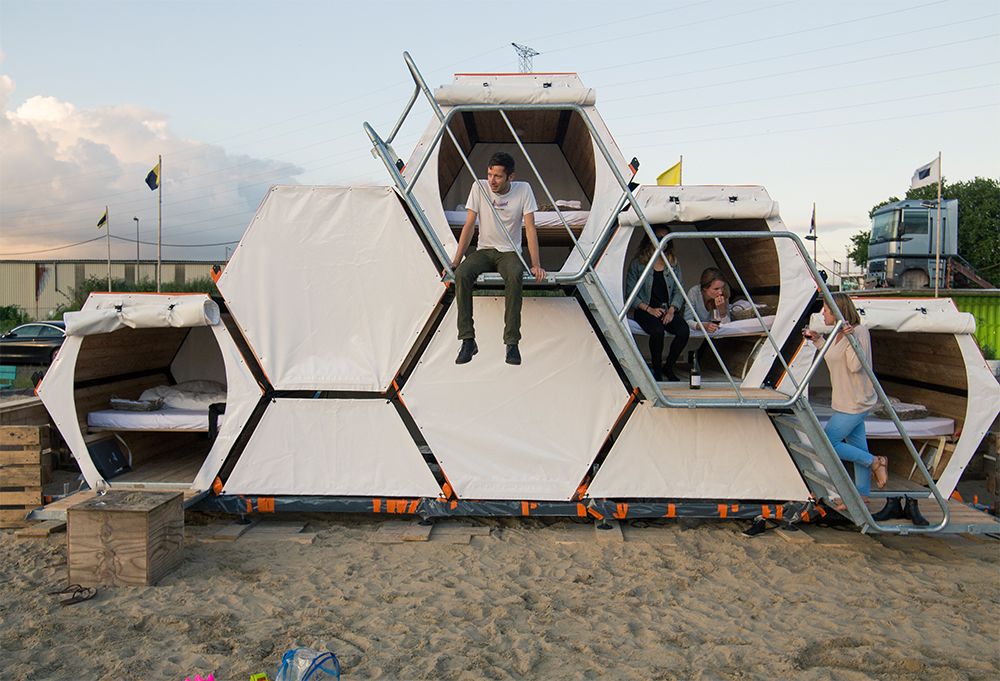 B-and-Bee camping concept proposes stackable sleeping cells for festivals