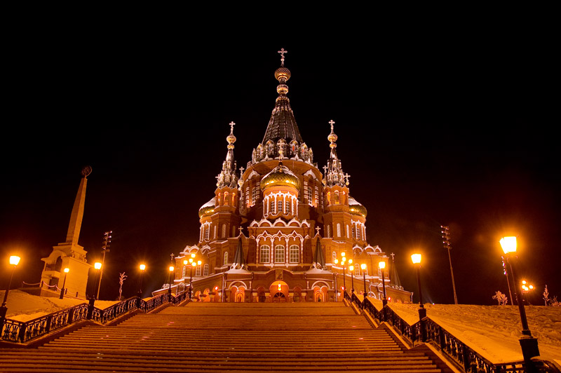 свято-михайловский собор ночью архитектура ижевск