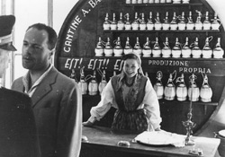 1-й год проведения фестиваля вина Fiera del vino в Монтефьясконе. 1950