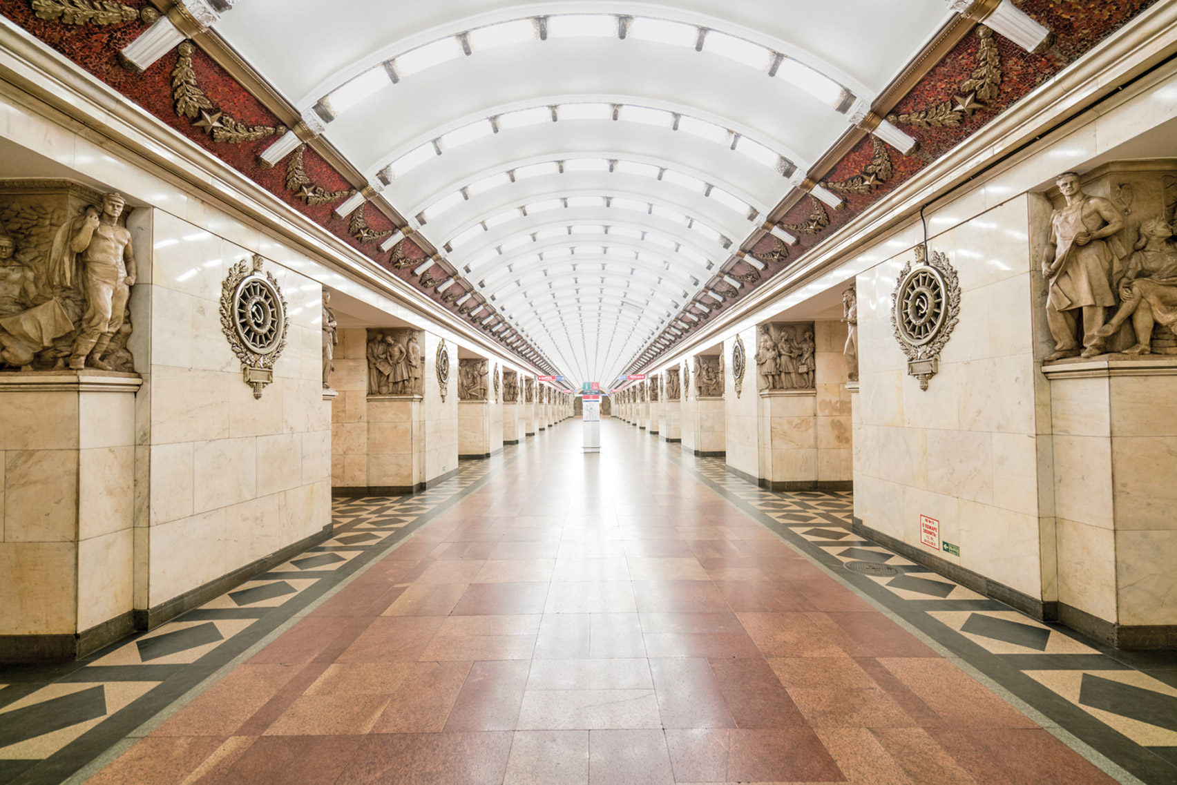 Станция «Нарвская» в Санкт-Петербурге. © Christopher Herwig / FUEL