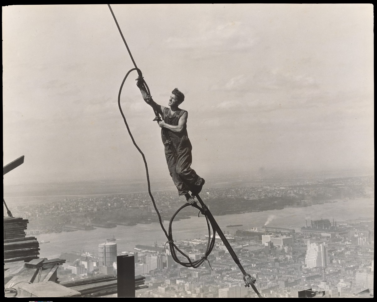 Icarus, Empire State Building / Lewis Hine / 1930