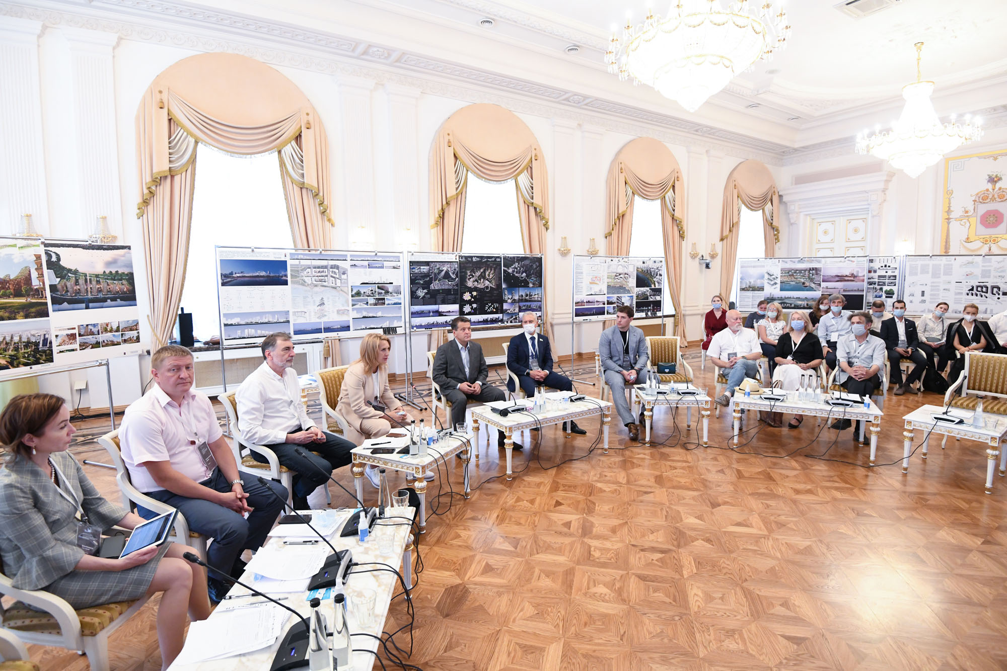 заседание жюри конкурса на лучшую концепцию развития территории на правом берегу реки Казанки в городе Казани
