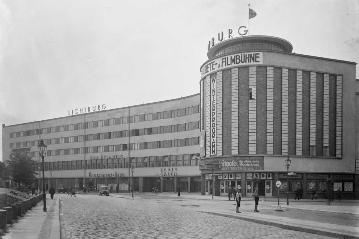 Кинотеатр «Лихтбург» в Берлине. Автор проекта: архитектор Рудольф Френкель. 1929