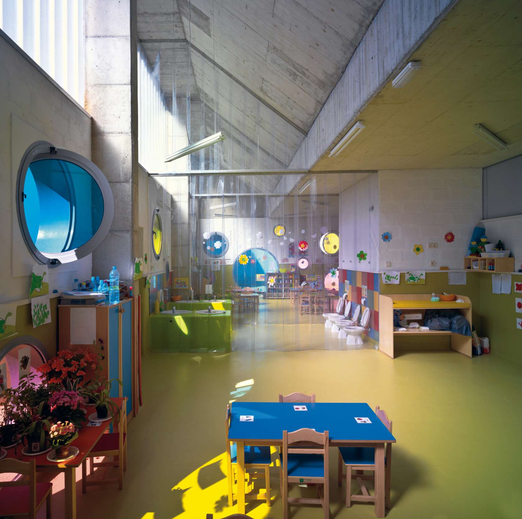 Детский сад в Велес-Рубио, Испания