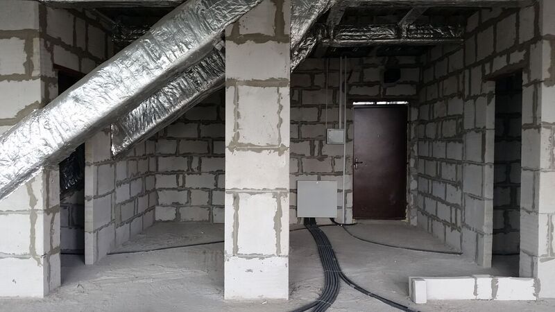 Фото квартиры в в воздушной галерее ЖК «Версис» в процессе строительства