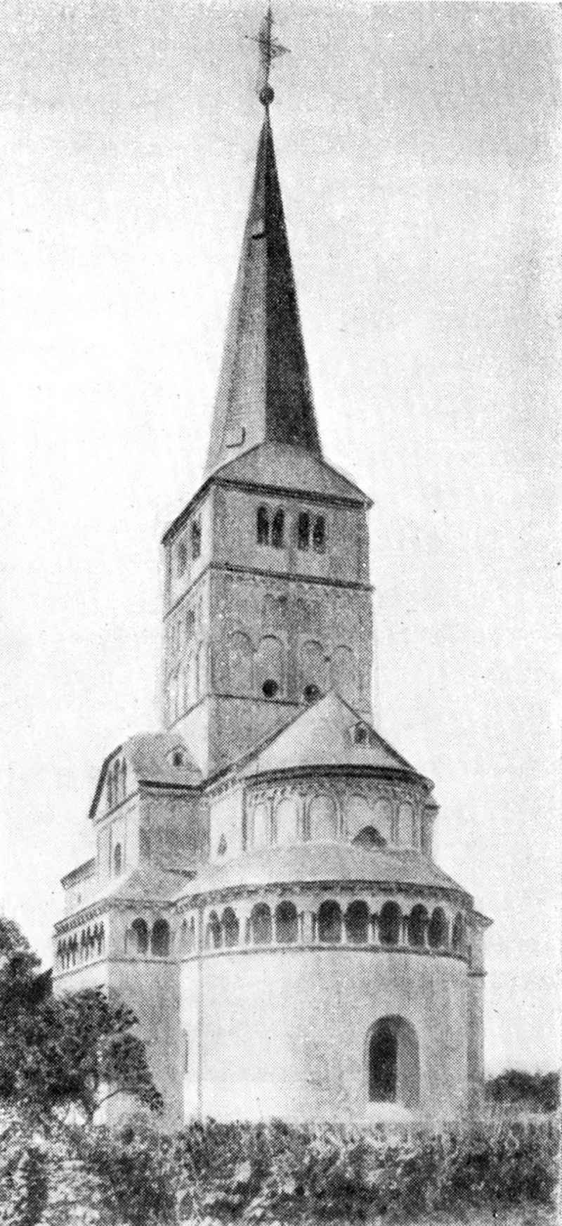 38. Шварцрейндорф. Церковь, 1151—1173 гг.