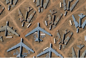 Бернхард Ланг: аэрофотосъемка крупнейшего в мире кладбища авиатехники