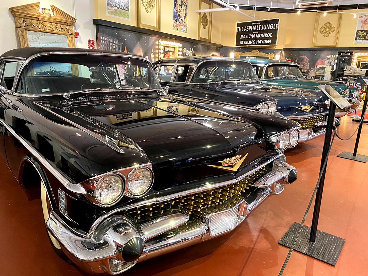 Dauer Museum of Classic Cars. В экспозиции представлено более 55 классических автомобилей, начиная с 1906 года выпуска. В коллеции имеются Buick, Cadillac, Chrysler, Rolls Royce, Bentley и др.
