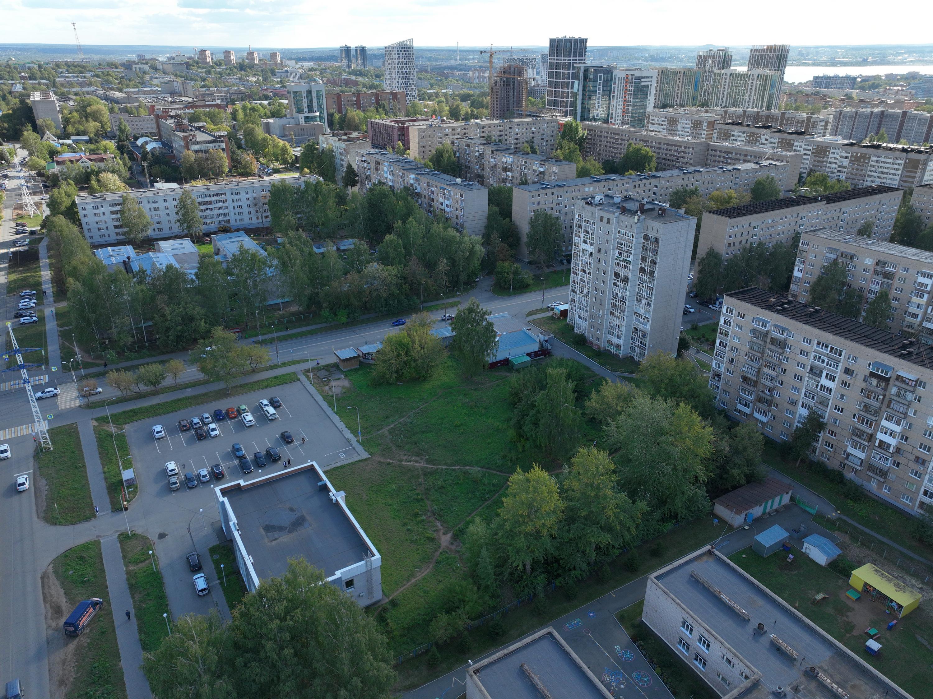 https://tehne.com/assets/i/upload/2023/memorial-square-competition-izhevsk-2023-site-photo-002.jpg