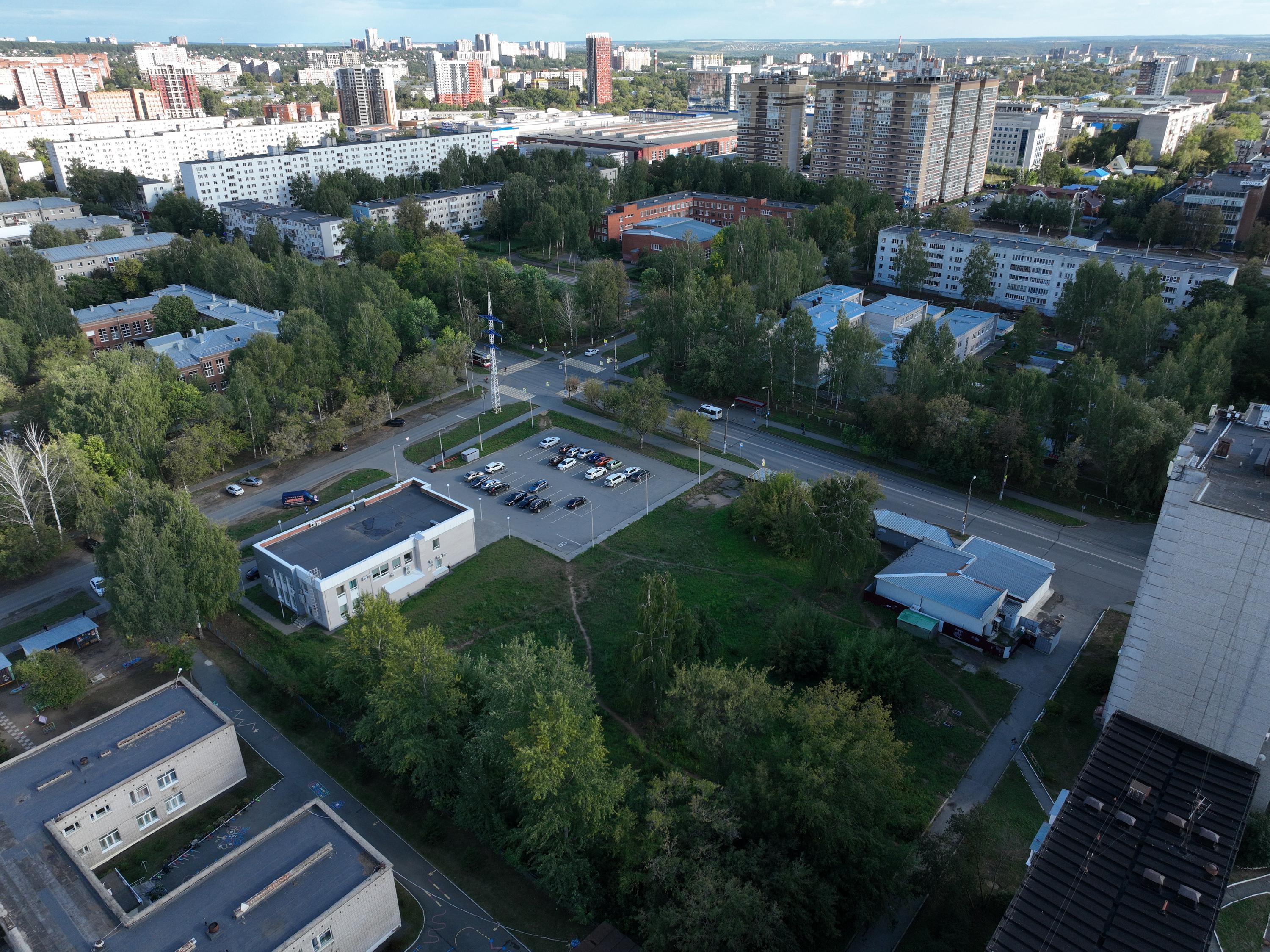 https://tehne.com/assets/i/upload/2023/memorial-square-competition-izhevsk-2023-site-photo-003.jpg