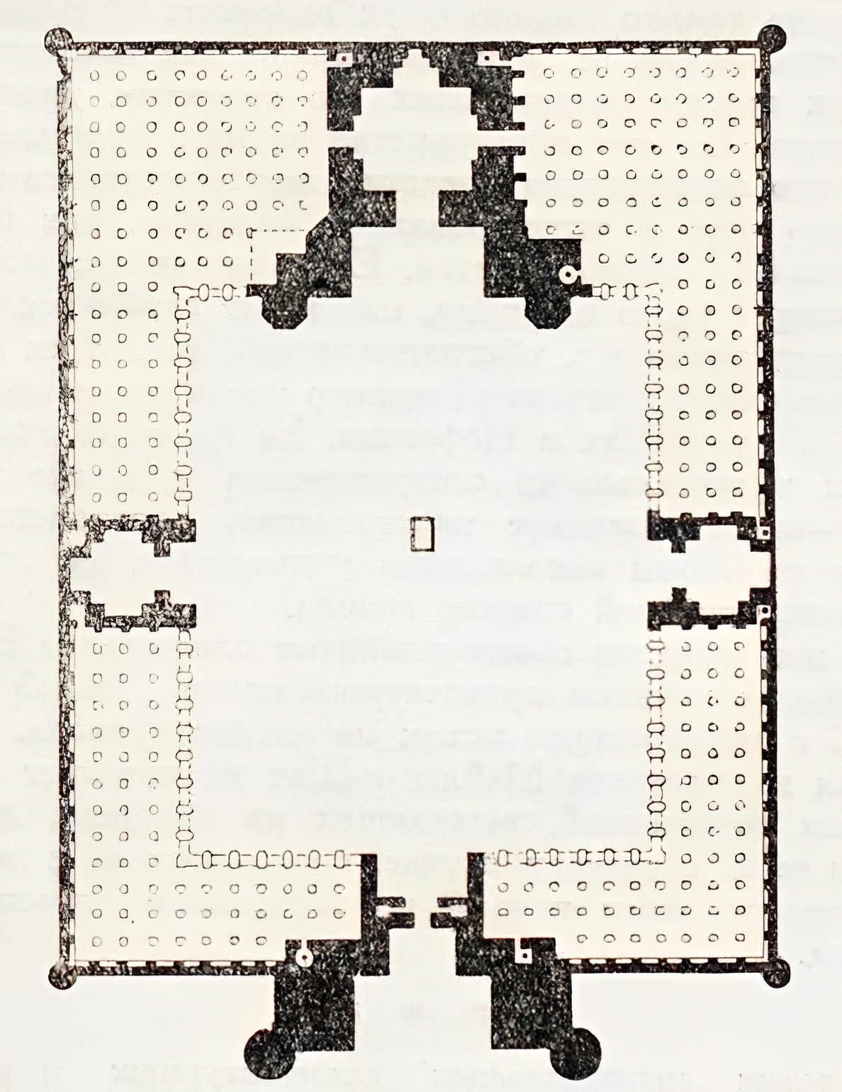 Рис. 8. План мечети Биби-Ханым в Самарканде