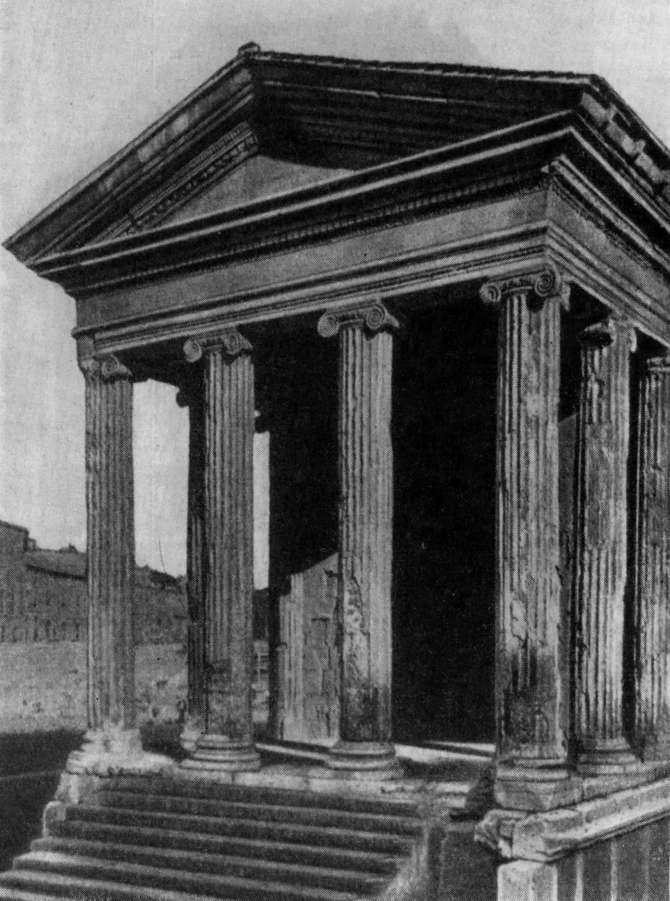 Рим. Бычий рынок. Храм Фортуны Вирилис. 42—38 гг. до н. э.