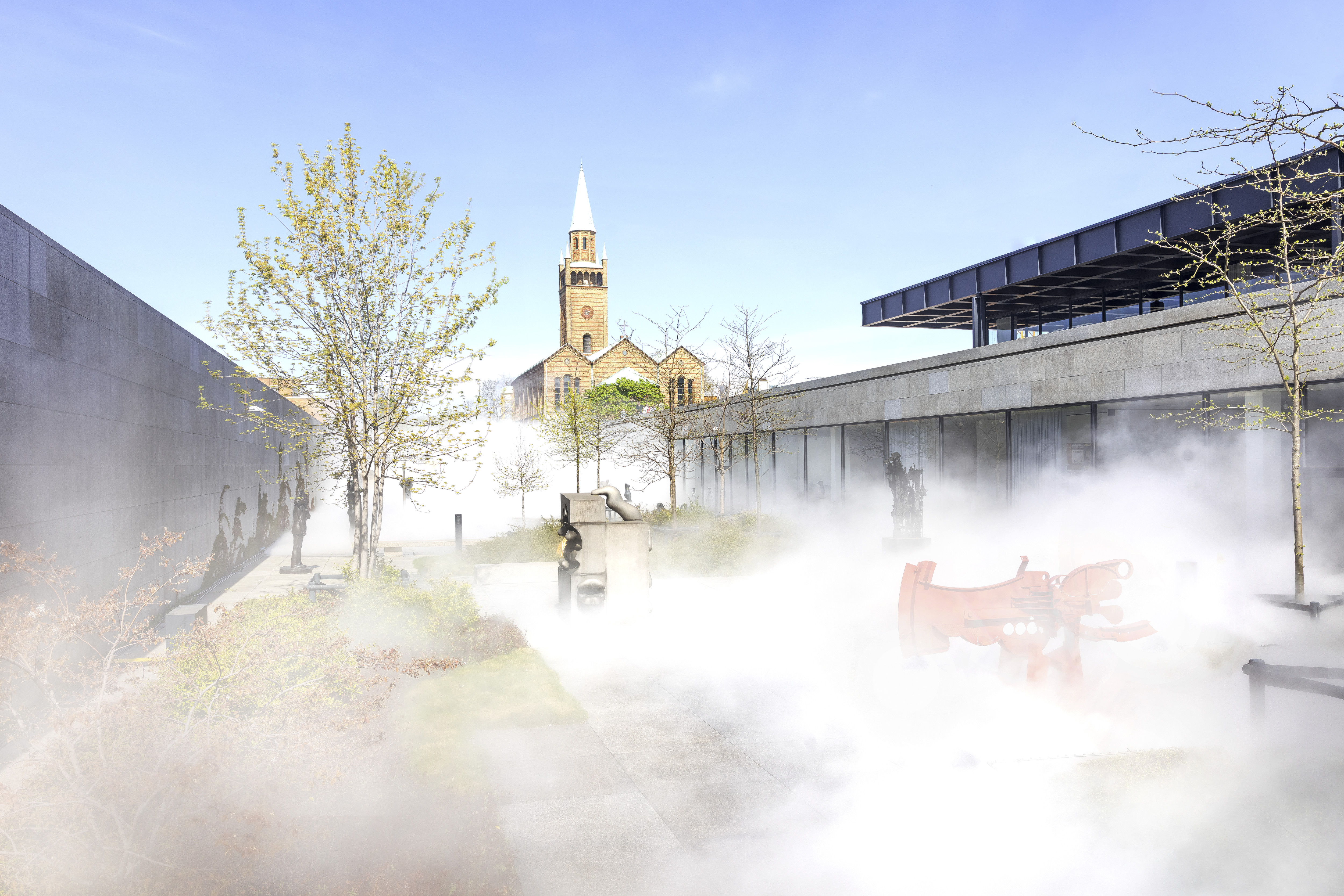 Fujiko Nakaya, Installation view, Neue Nationalgalerie, 2025, © Neue Nationalgalerie – Stiftung Preußischer Kulturbesitz / David von Becker