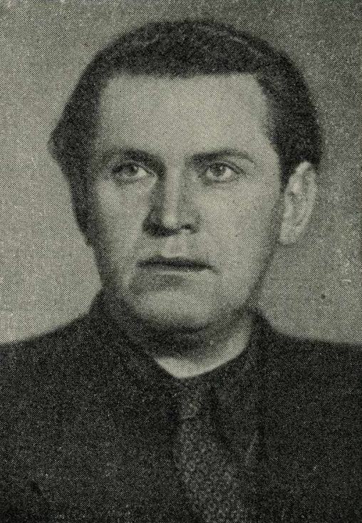 Лауреат Сталинской премии Б. С. Мезенцев.