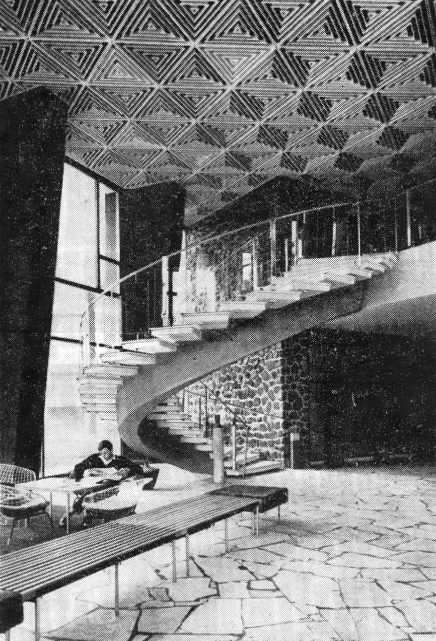 Брно. Гостиница «Континенталь». Архит. Зд. Ржигак. 1964 г.