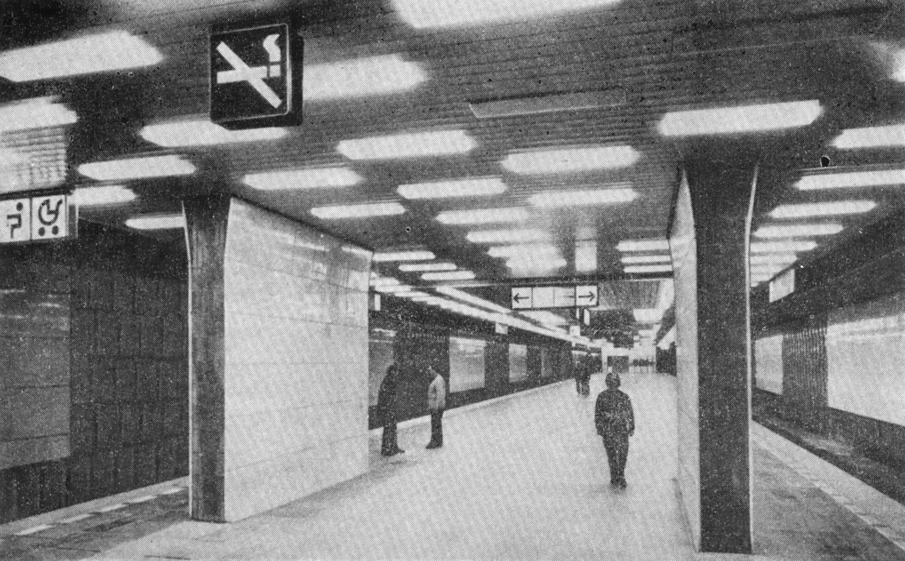 36. Прага. Станция метрополитена «Пражское восстание»