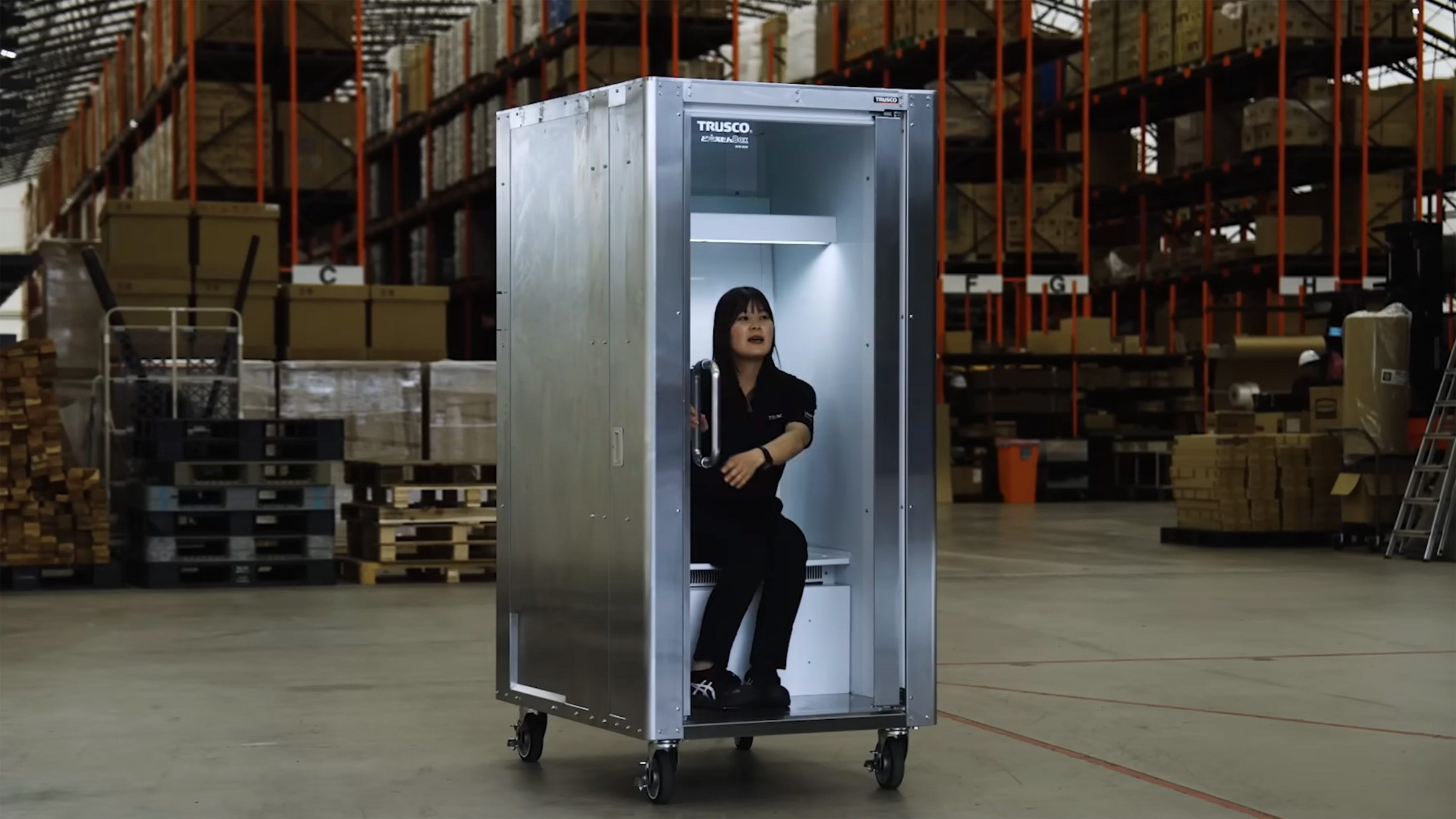 Do Hiemon Box Human refrigerator