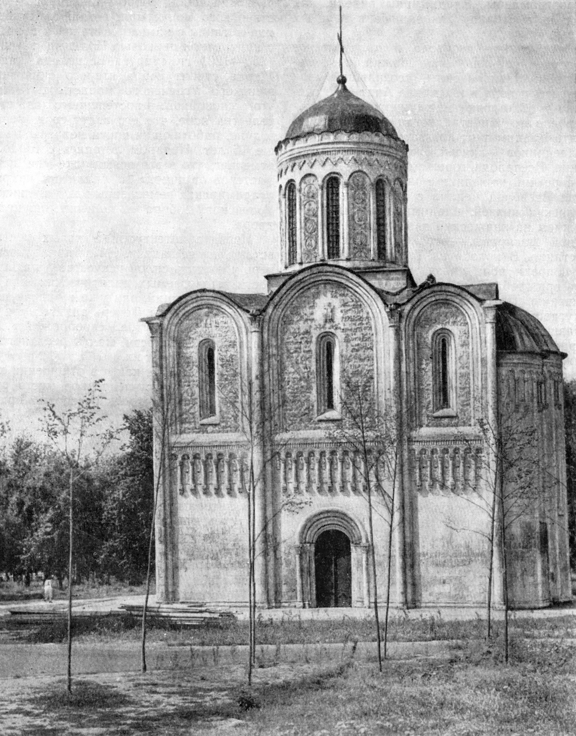 Дмитриевский собор 1194-1197