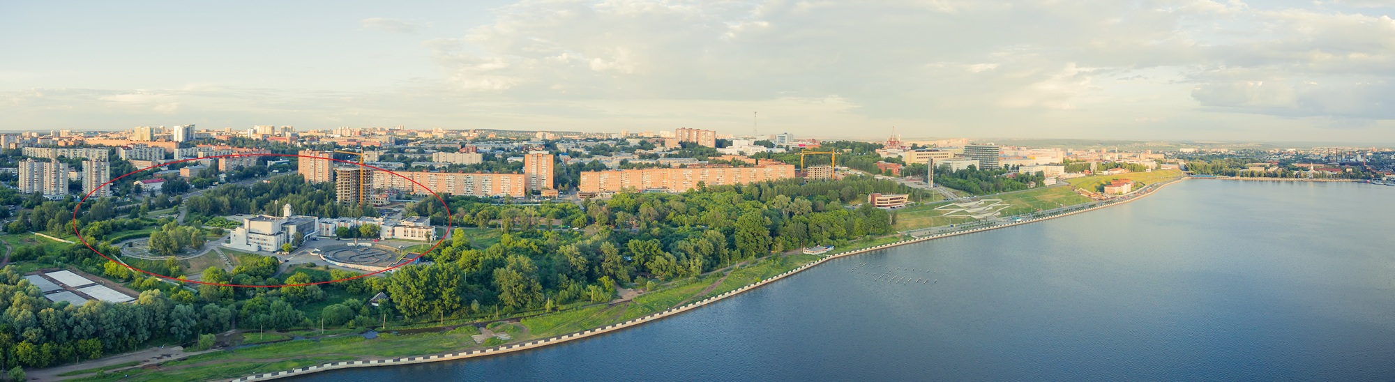 Конкурсная территория на панорамной съемке набережной. Фото: А. В. Дёмышев