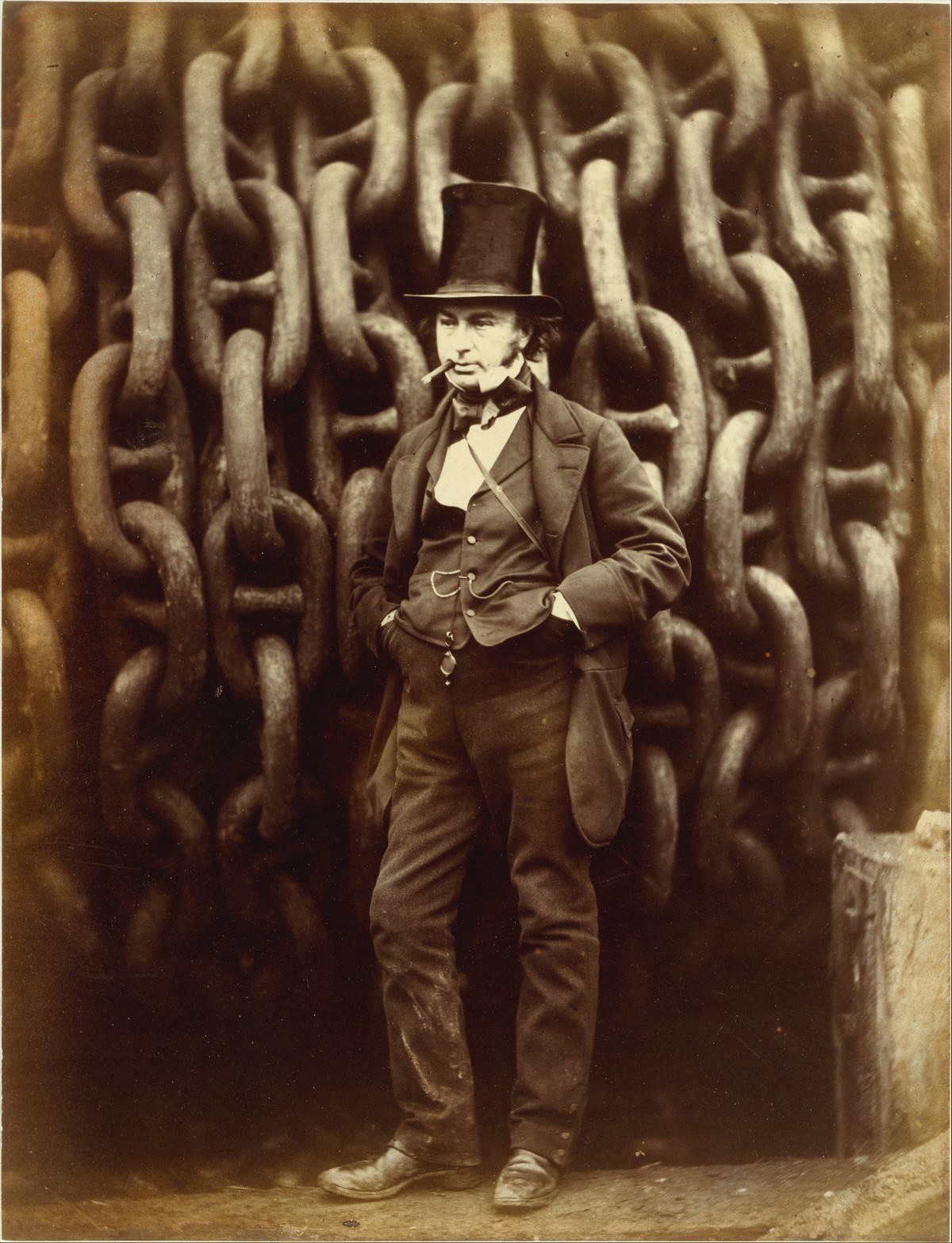 Isambard Kingdom Brunel Standing Before the Launching Chains of the Great Eastern / Robert Howlett / 1857