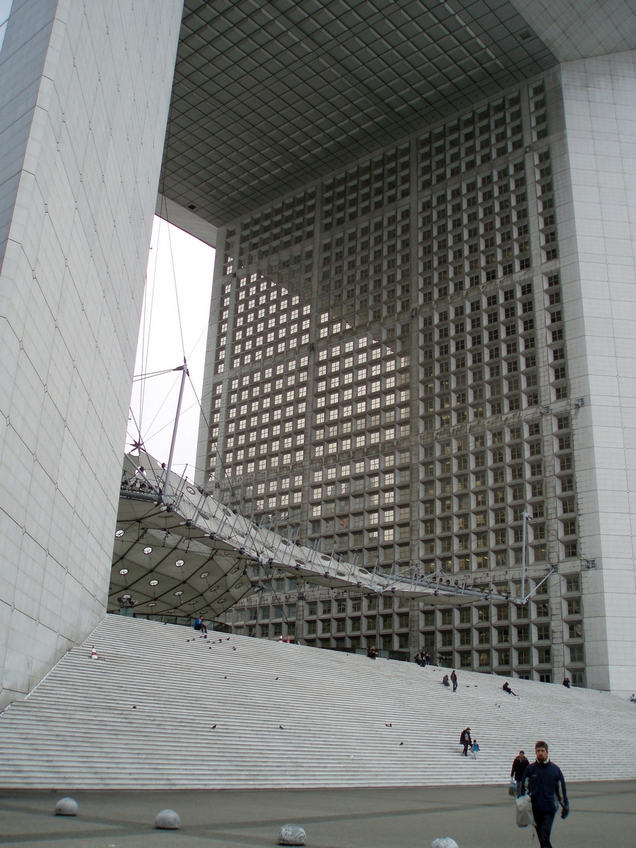 Квартал La Défense в Париже