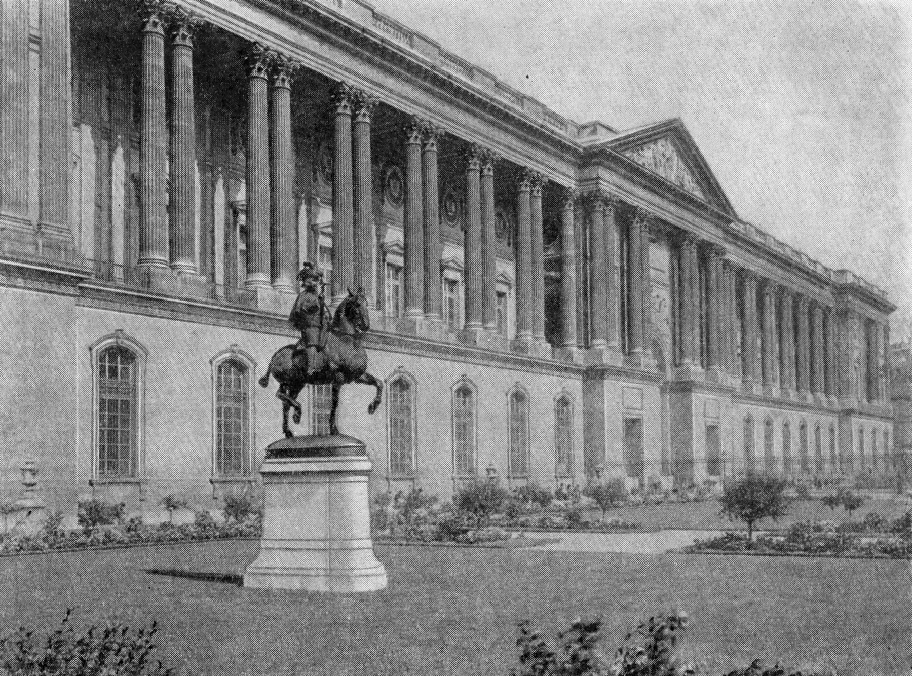 34. Париж. Лувр, 1667 г., К. Перро. Восточный фасад