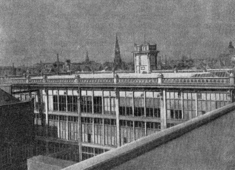 3. Туркуан. Прядильная фабрика, 1895 г. Ф. Геннебик. Общий вид