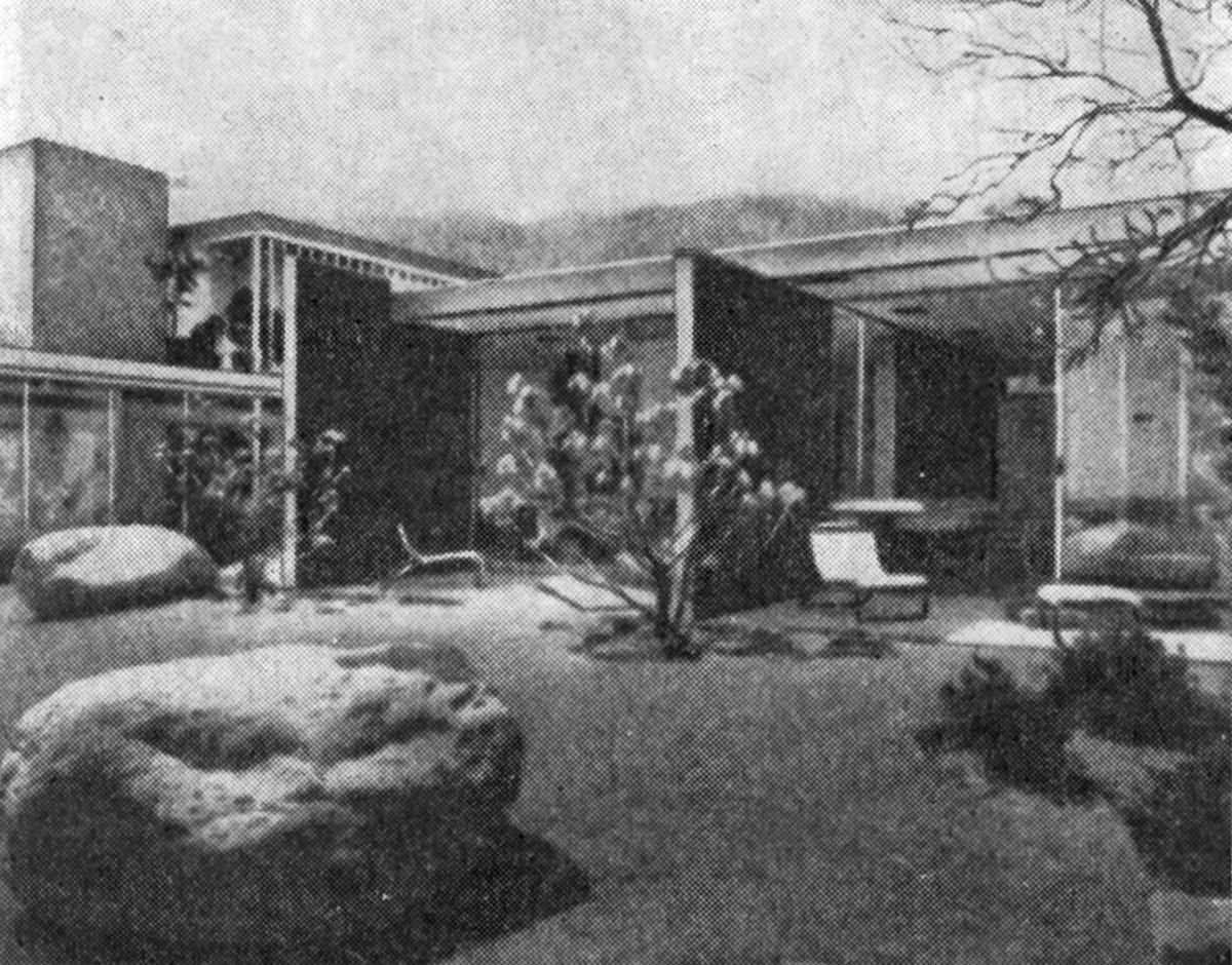 37. Палм-Спрингс (Калифорния). «Дом в пустыне», 1946 г. Арх. Р. Нейтра. Фрагменты