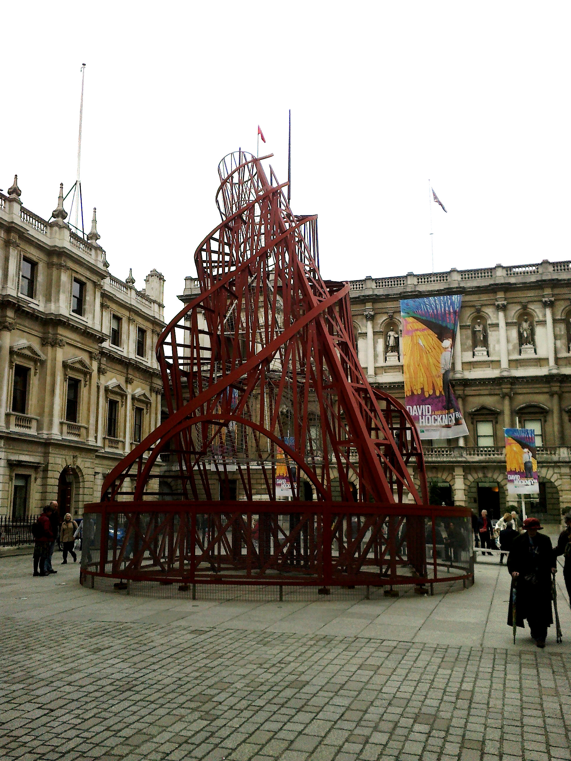Модель башни Татлина, 27 февраля 2012 года, Королевская академия художеств, Лондон, Англия