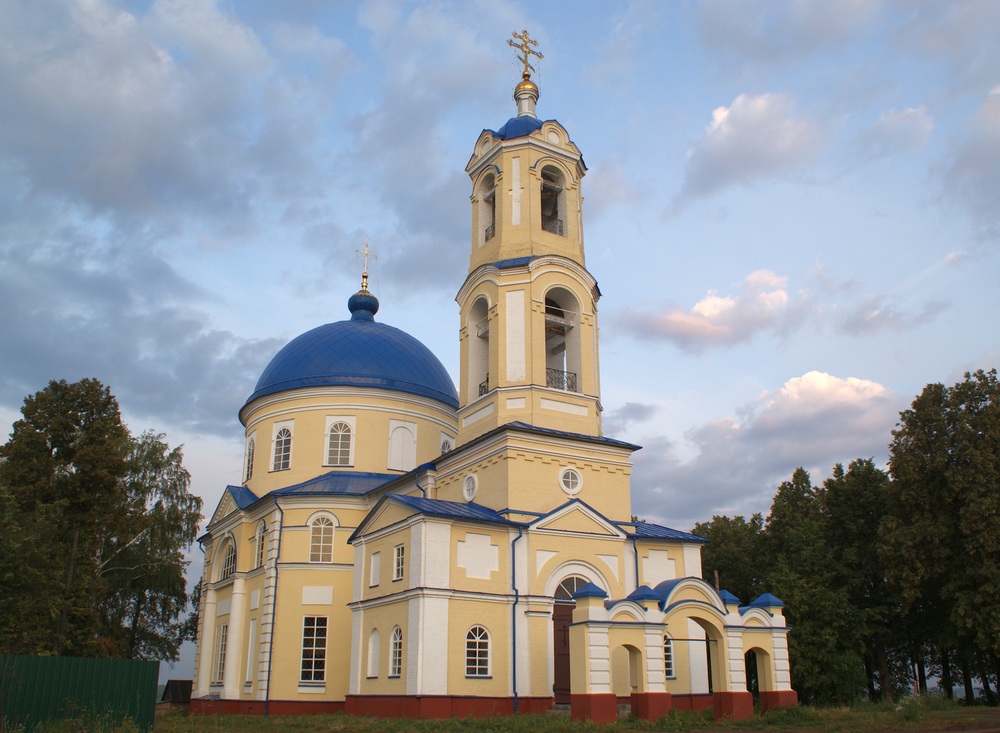 Церковь Успения, село Яромаска, Сарапульский район Удмуртской Республики. 2009 год. Источник всех фотографий и сканов документов: архитектурно-дизайнерский студенческий проектный центр УдГУ; руководитель проекта: М. В. Курочкина